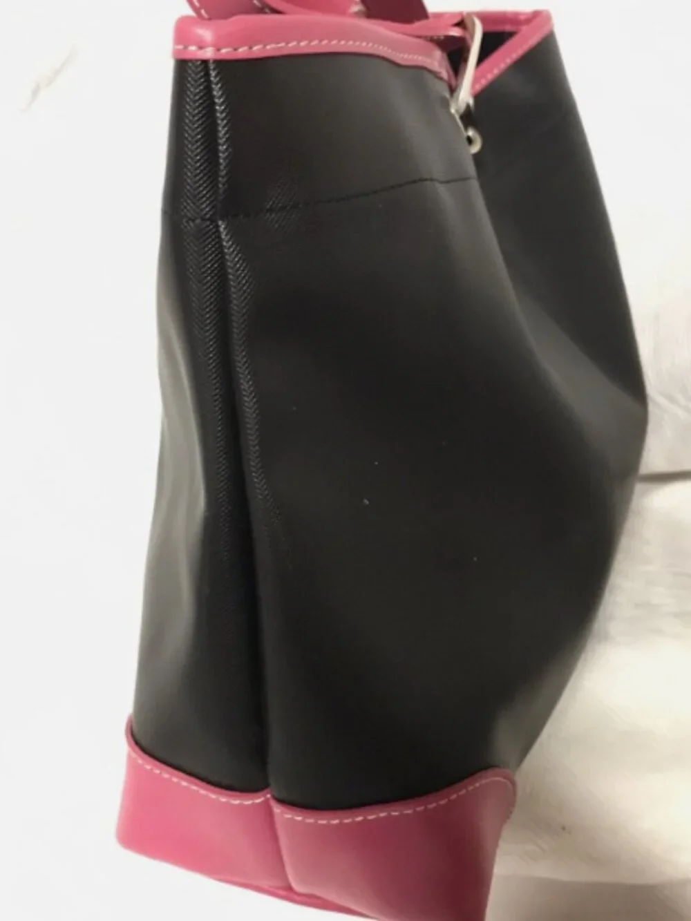LONGCHAMP BLACK VINYL SHOULDER BAG